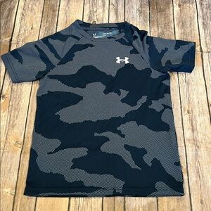 Under Armour Boys S Blue Camo Short Sleeve Shirt